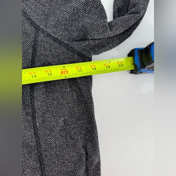 Lululemon Think Fast Pullover Hoodie - Picture 13 of 16